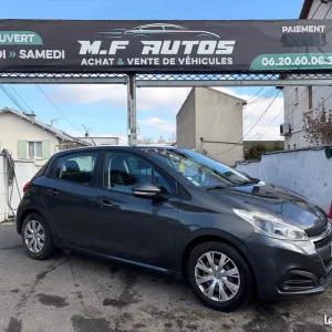 Peugeot 208 2017 1.6l HDI GPS BLUETOOTH USB RÉGULATEURE PAYER EN 3 FOIS