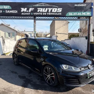 Volkswagen Golf 7 GTD 184 BOITE AUTO GPS CUIR CHAUFFANT RADAR AV/AR KIT DISTRIBUTIONS FAIT