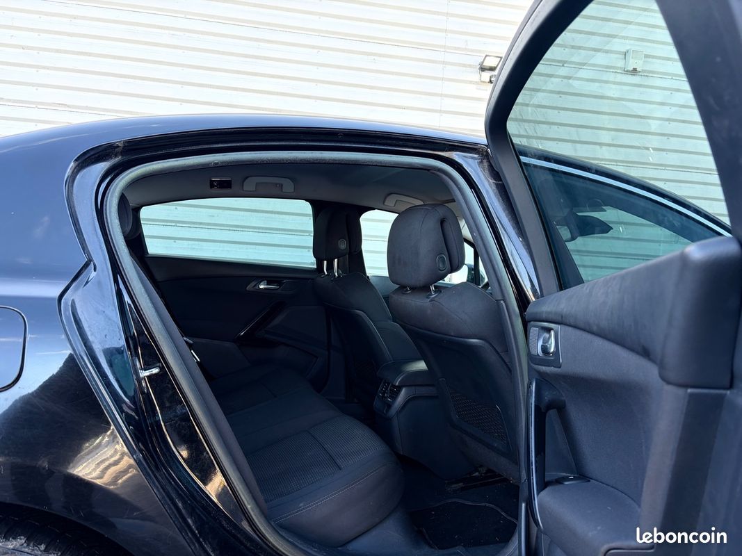 Peugeot 508 1.6 HDi 115ch Active 2012 BLUETOOTH GPS RÉGULATEUR RADARS PAYER. EN 3 FOIS – Image 9
