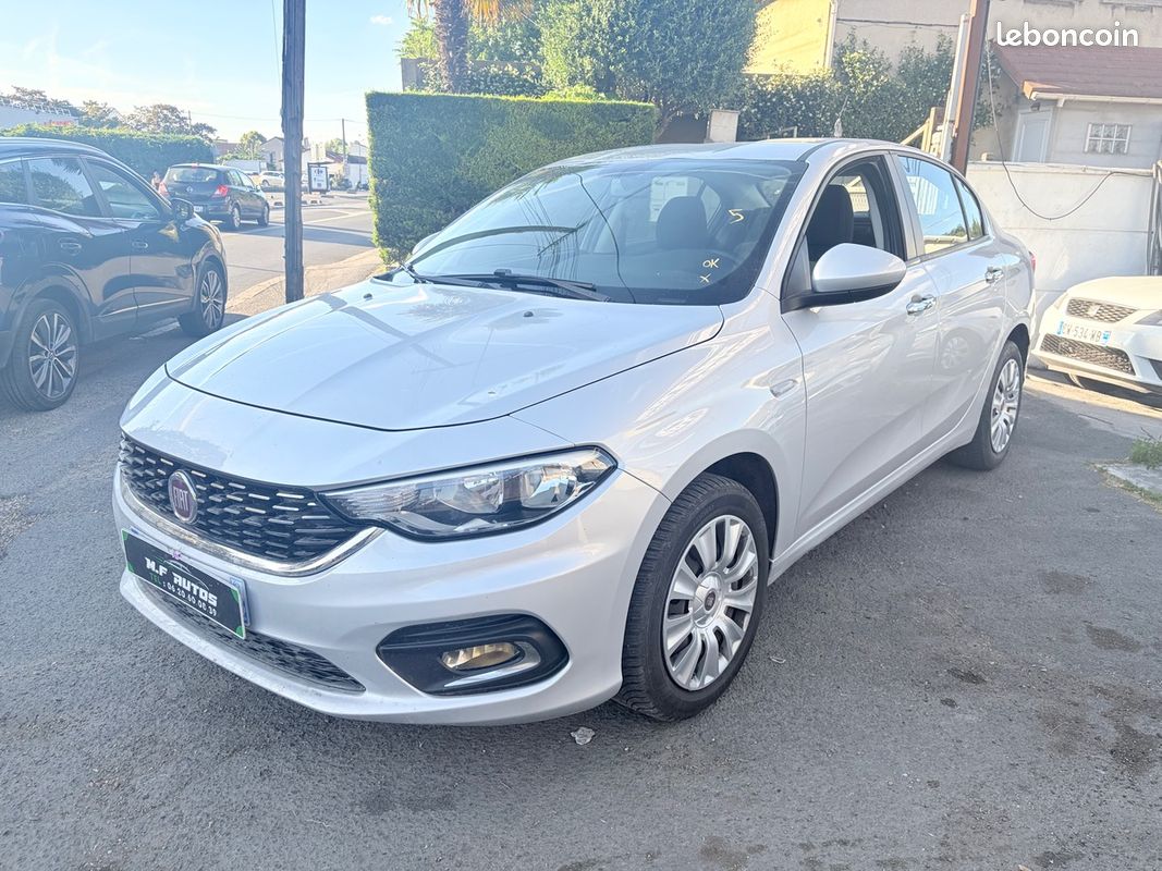 Fiat Tipo 2017 145km CHAÎNE DE DISTRIBUTION RADAR RÉGULATEUR BLUETOOTH – Image 2
