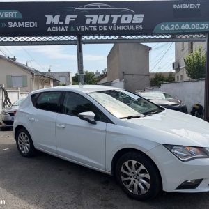Seat Leon III TDI 105 2013 TOUT LE SUIVIE D ENTRETIEN RADAR RÉGULATEURS BLUETOOTH PAYER EN 3 Fois