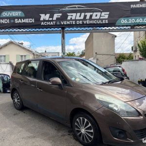 RENAULT Grand Scenic 1.9L DCI 130. 7 PLACES TOUT LE SUIVIE D ENTRETIEN RADAR. PAYER EN 3FOIS
