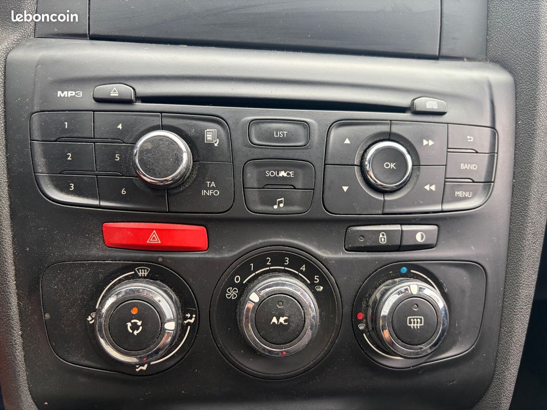 Citroën C4 2013 1.6l HDI 90 Attraction RÉGULATEUR AUXILIAIRE PAYEMENT EN 3FOIS – Image 9