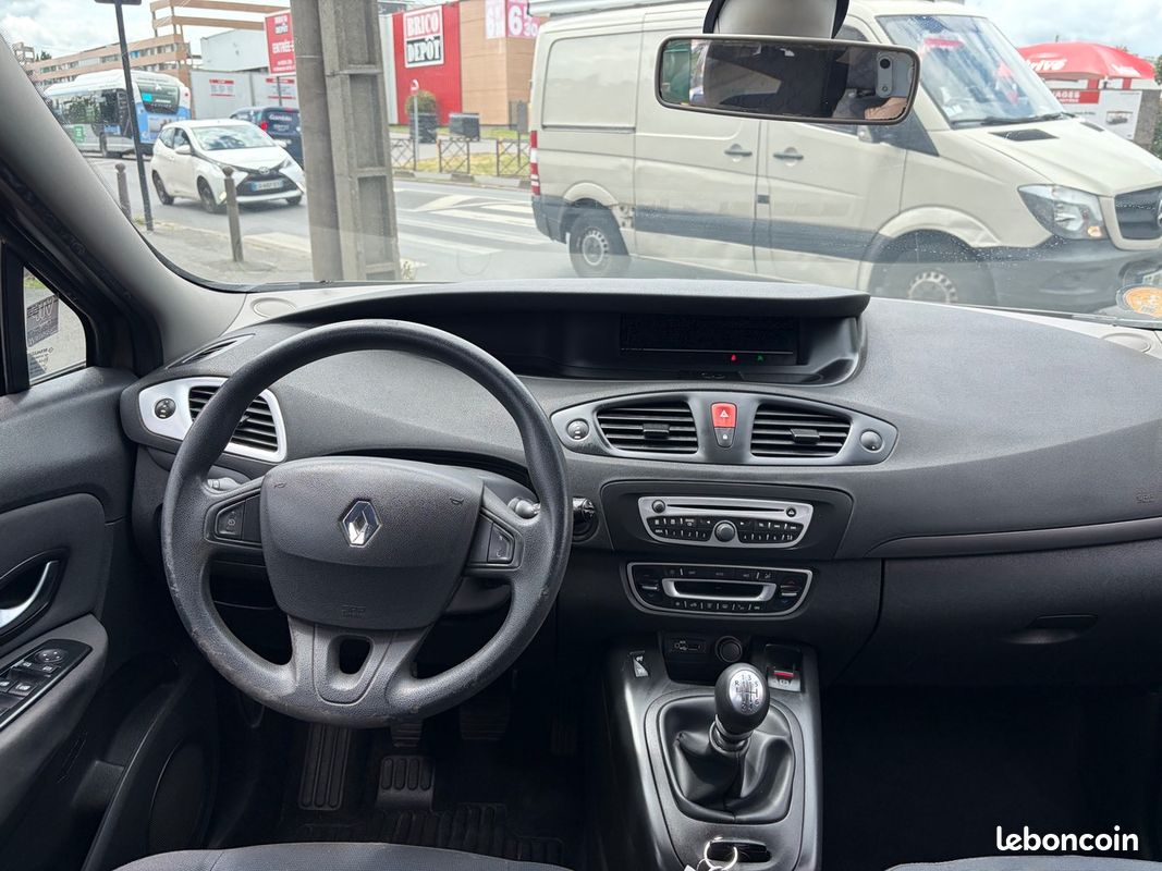 RENAULT Grand Scenic 1.9L DCI 130. 7 PLACES TOUT LE SUIVIE D ENTRETIEN RADAR. PAYER EN 3FOIS – Image 5