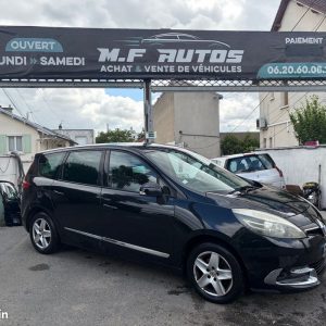 RENAULT Grand Scenic 7 PLACES 2015 SEMI CUIR GPS BLUETOOTH RADAR USB RÉGULATEUR PAYEMENT EN 3Fois