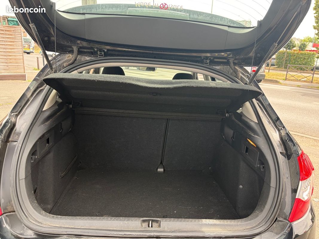 Citroën C4 2013 1.6l HDI 90 Attraction RÉGULATEUR AUXILIAIRE PAYEMENT EN 3FOIS – Image 7