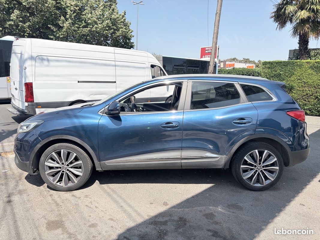 RENAULT Kadjar BOITE AUTO 1.5l DCI SUIVI D ENTRETIENT GPS SEMI CUIR CAMÉRA BLUETOOTH – Image 4