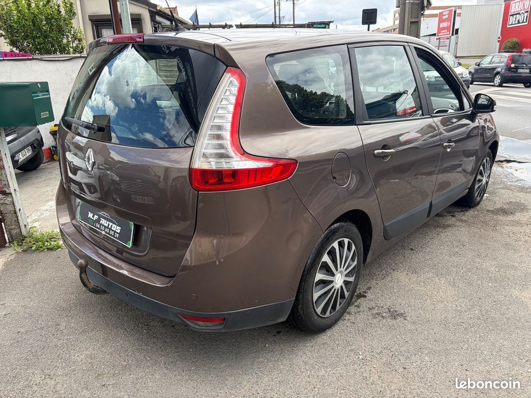 RENAULT Grand Scenic 1.9L DCI 130. 7 PLACES TOUT LE SUIVIE D ENTRETIEN RADAR. PAYER EN 3FOIS – Image 4