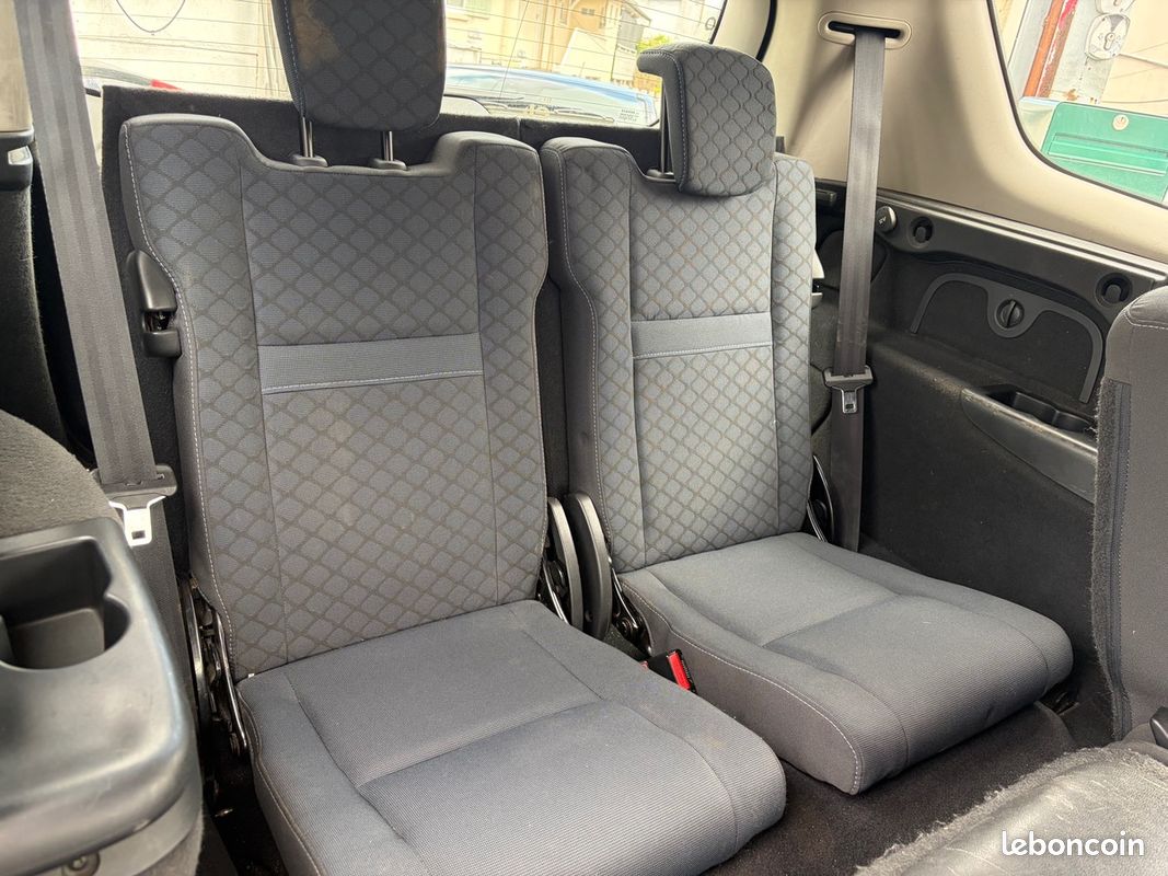 RENAULT Grand Scenic 1.9L DCI 130. 7 PLACES TOUT LE SUIVIE D ENTRETIEN RADAR. PAYER EN 3FOIS – Image 8