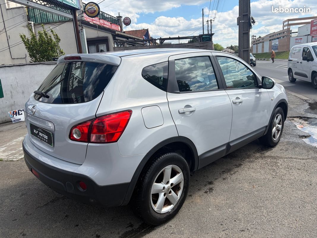 Nissan Qashqai 1.5 dCi 110Ch Visia BLUETOOTH RADARS RÉGULATEUR EMBRAYAGE NEUF PAYEMENT EN 3FOIS – Image 3