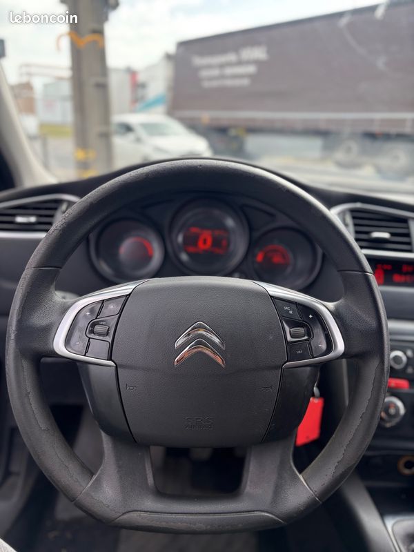 Citroën C4 2013 1.6l HDI 90 Attraction RÉGULATEUR AUXILIAIRE PAYEMENT EN 3FOIS – Image 8