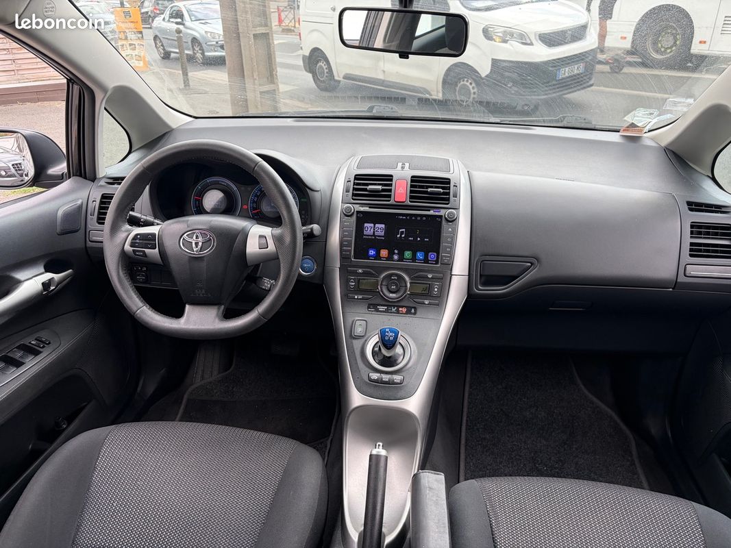 Toyota Auris BOITE AUTO HBRYDE 1.8 VVT-i 86KM CHAÎNE DE DISTRIBUTION CARPLAY GPS BLUETOOTH – Image 5