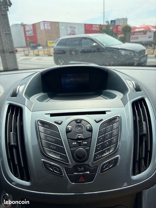 Ford C MAX 2012 BOITE AUTOMATIQUE 2l 115 GPS RADARS RÉGULATEUR USB AUX – Image 13