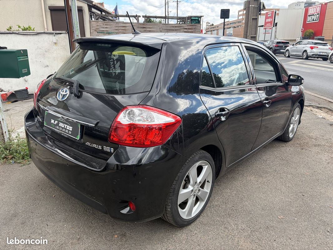 Toyota Auris BOITE AUTO HBRYDE 1.8 VVT-i 86KM CHAÎNE DE DISTRIBUTION CARPLAY GPS BLUETOOTH – Image 3