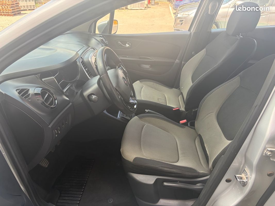 RENAULT Captur 2014 1.5 L dCi 1ERE MAIN TOUT LE SUIVIE D ENTRETIEN RADARS BLUETOOTH USB AUX – Image 20