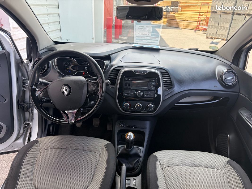 RENAULT Captur 2014 1.5 L dCi 1ERE MAIN TOUT LE SUIVIE D ENTRETIEN RADARS BLUETOOTH USB AUX – Image 6