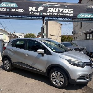 RENAULT Captur 2014 1.5 L dCi 1ERE MAIN TOUT LE SUIVIE D ENTRETIEN RADARS BLUETOOTH USB AUX