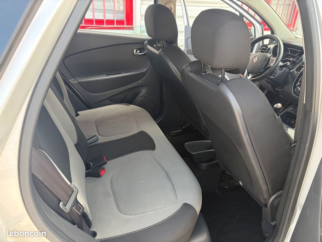 RENAULT Captur 2014 1.5 L dCi 1ERE MAIN TOUT LE SUIVIE D ENTRETIEN RADARS BLUETOOTH USB AUX – Image 7