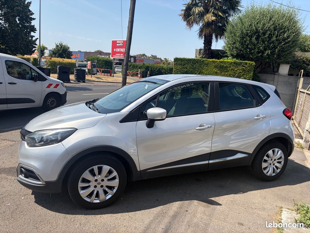 RENAULT Captur 2014 1.5 L dCi 1ERE MAIN TOUT LE SUIVIE D ENTRETIEN RADARS BLUETOOTH USB AUX – Image 5