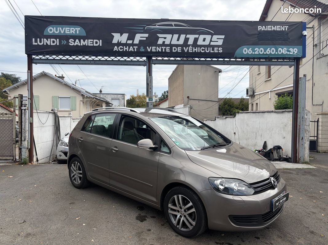 Volkswagen Golf Plus BOITE AUTO 2l TDI DSG6 RADAR AV/AR RÉGULATEUR AUXILIAIRE PAIEMENT EN 3 FOIS